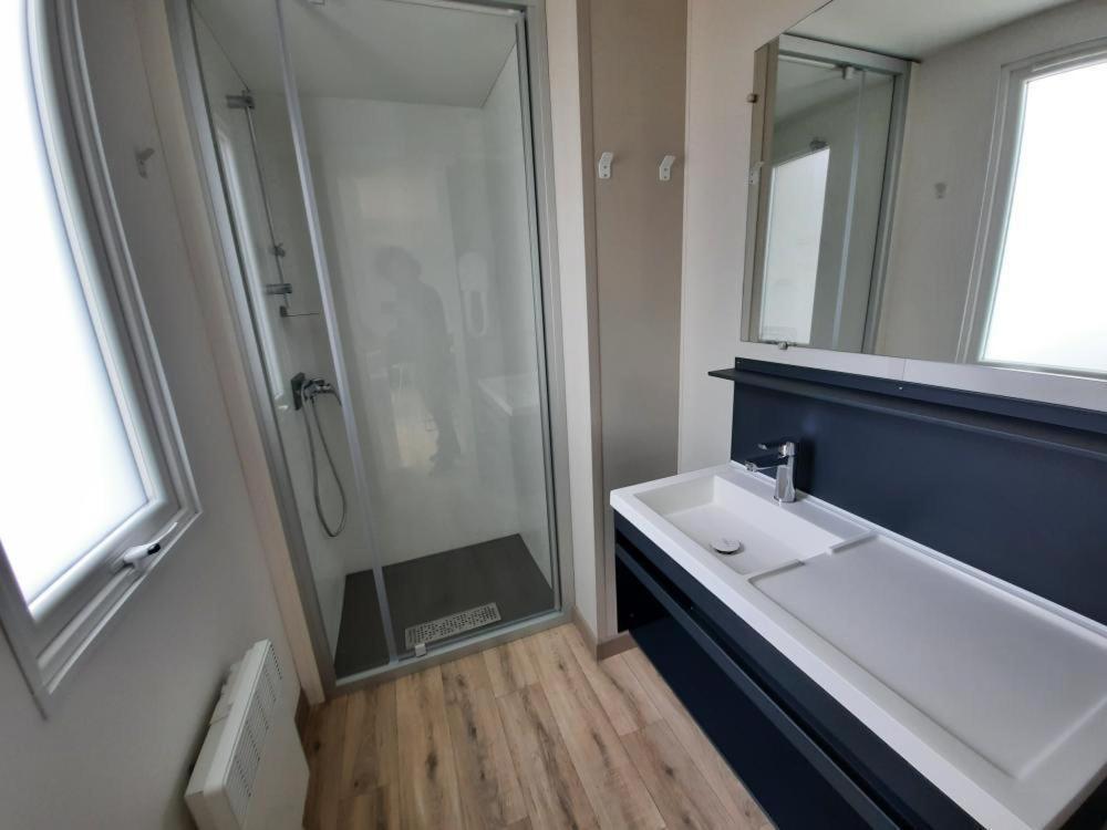 Mobil Home Tout Confort Saint-Hilaire-de-Riez ภายนอก รูปภาพ